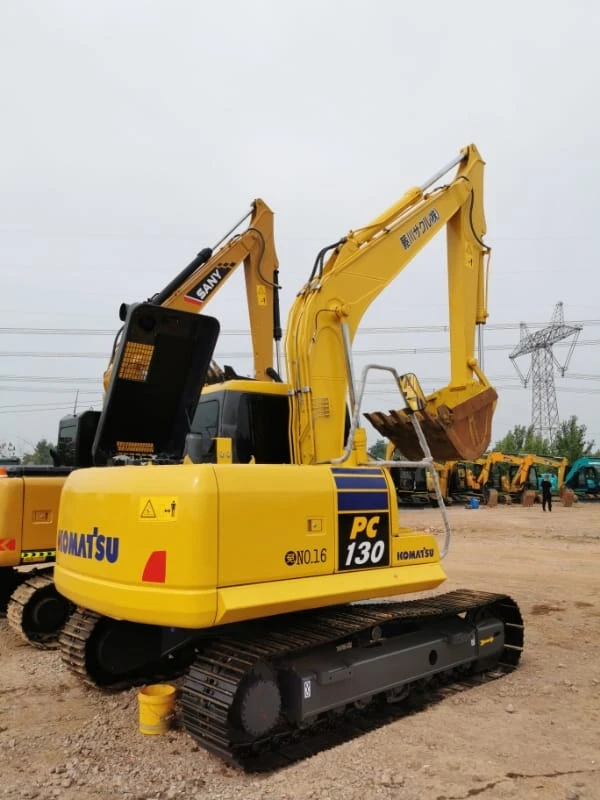 Gebrauchter hydraulischer Raupenbagger Komatsu PC130 – Gebrauchtes mittelgroßes Modell