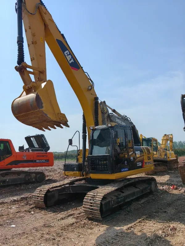 High-Quality Second-Hand Caterpillar Cat323 Crawler Excavator with Fast Delivery