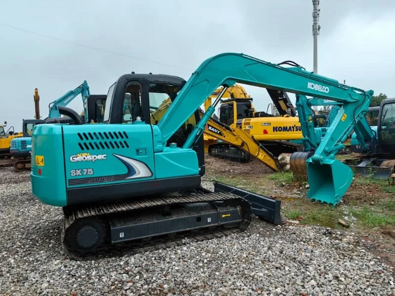 Gebrauchter Kobelco SK75 Mini-Raupenbagger aus Japan – ausgezeichneter Zustand