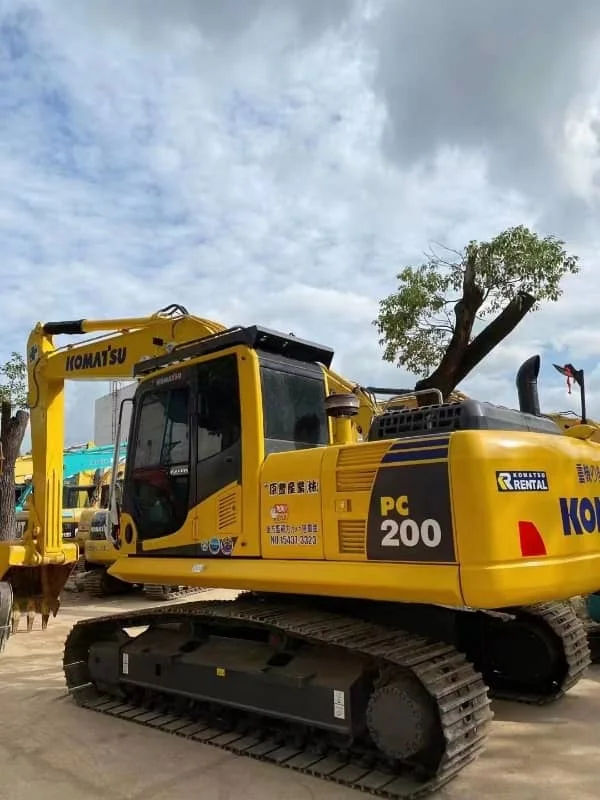 Excavadora de cadenas Komatsu PC200 usada en venta - Retroexcavadora mediana de segunda mano