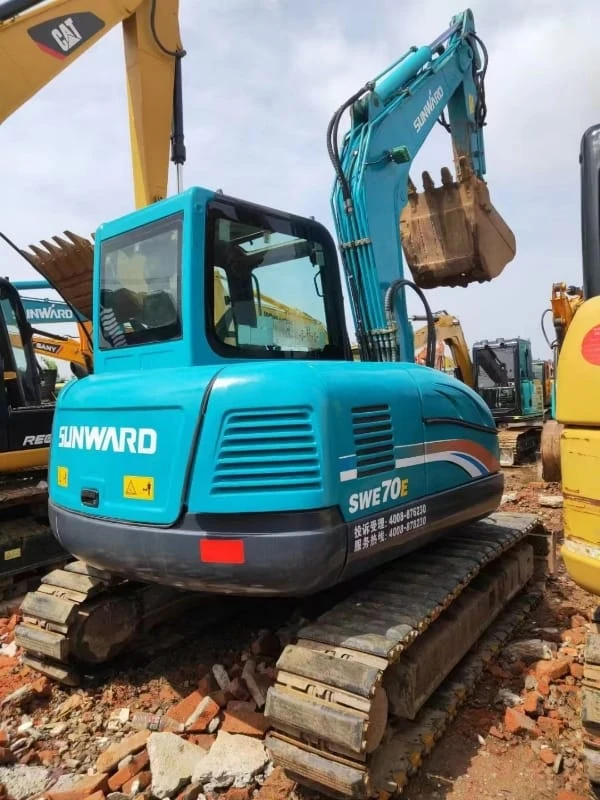 حفارة زاحفة Sunward 70E بأسعار معقولة وفي حالة ممتازة