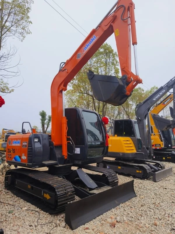Hochwertiger gebrauchter Hitachi ZX70 Raupenbagger aus Japan zu verkaufen