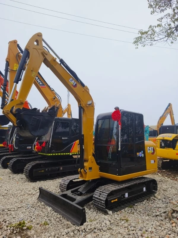 Mini-pelle Caterpillar 306E d'occasion certifiée
